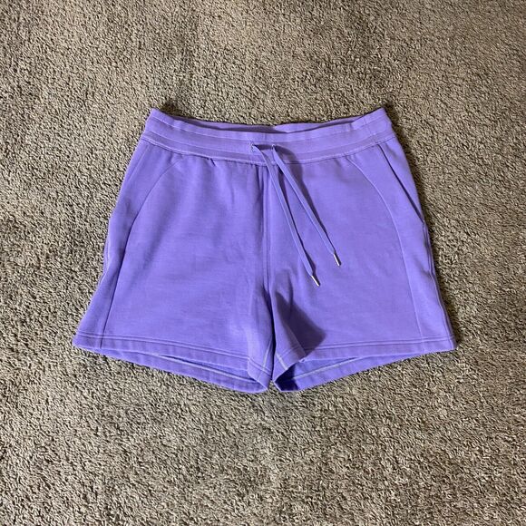 Lululemon Size 14 Scuba High Rise Short 5" Dark Lavender Purple - Picture 1 of 7